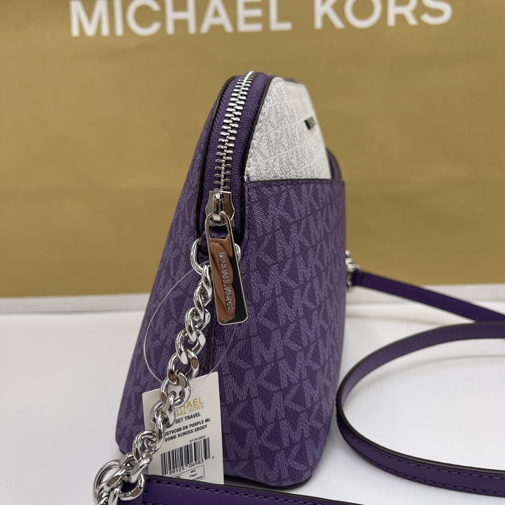 MICHAEL KORS Jet Set Travel Color-Block Signature Logo Crossbody Bag
Dark Purple - Picture 15 of 16